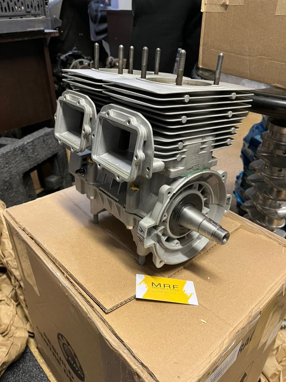Шорт блок 552RF оригинал BRP 421000663/420055207 для BRP LYNX/Ski-Doo Rotax 552RF