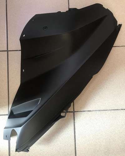 Оригинал BRP 502007292 Black Bottom Pan Assy RH