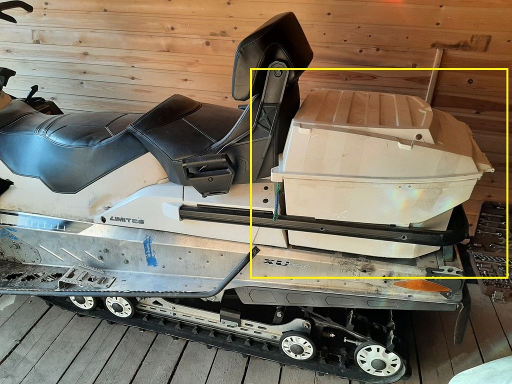 Оригинал BRP (LYNX) 511000722 (Cargo box, Camo LTD Models)