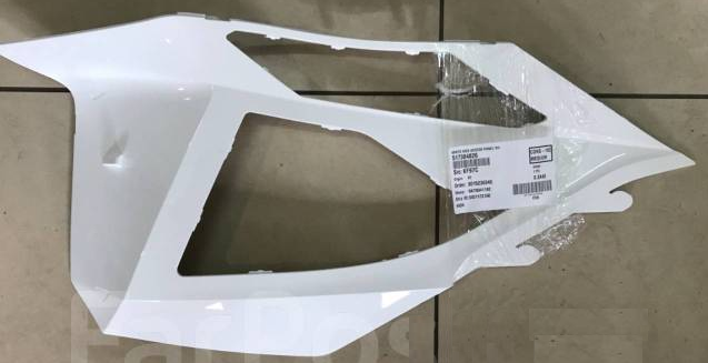 Панель капота верхняя белая оригинал BRP 517304826 для BRP LYNX/Ski-Doo (White Side Access Panel RH)