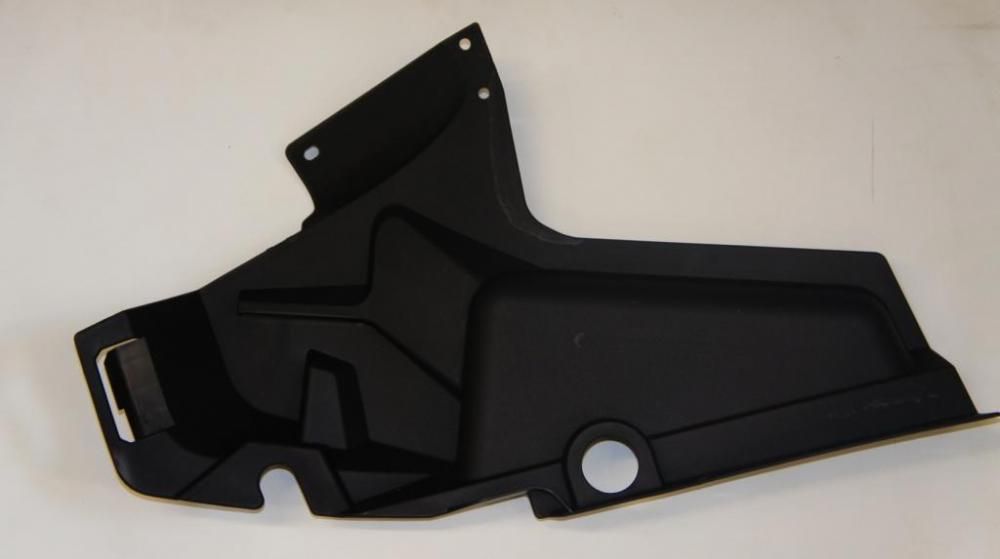 Оригинал BRP 705010705 RH Inner Fender